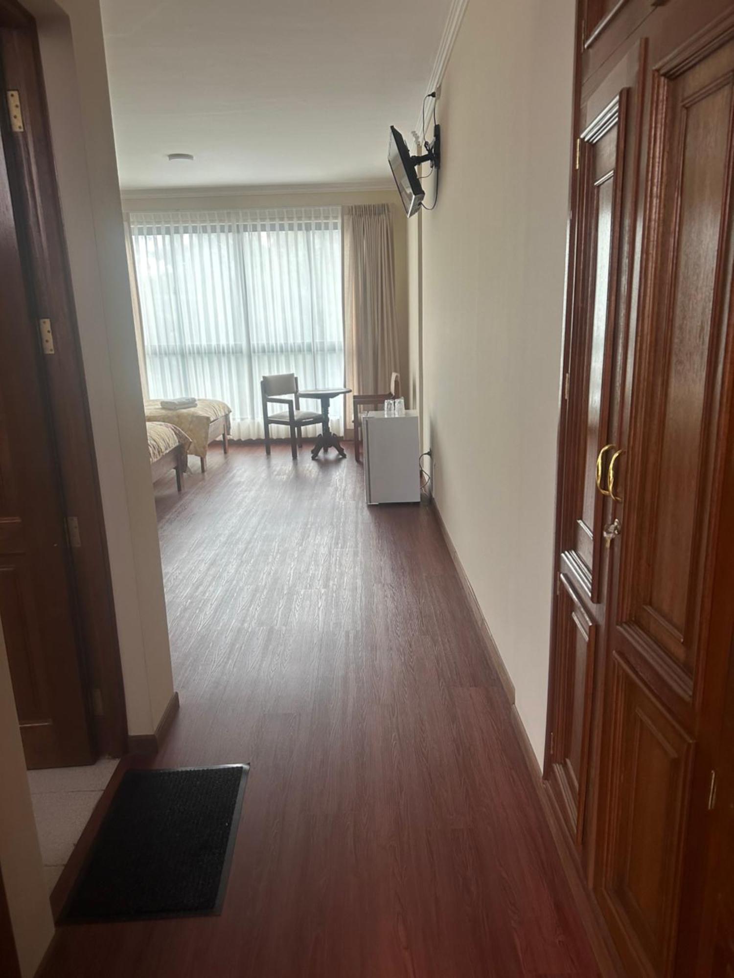 Hotel Oblitas Cochabamba Ngoại thất bức ảnh