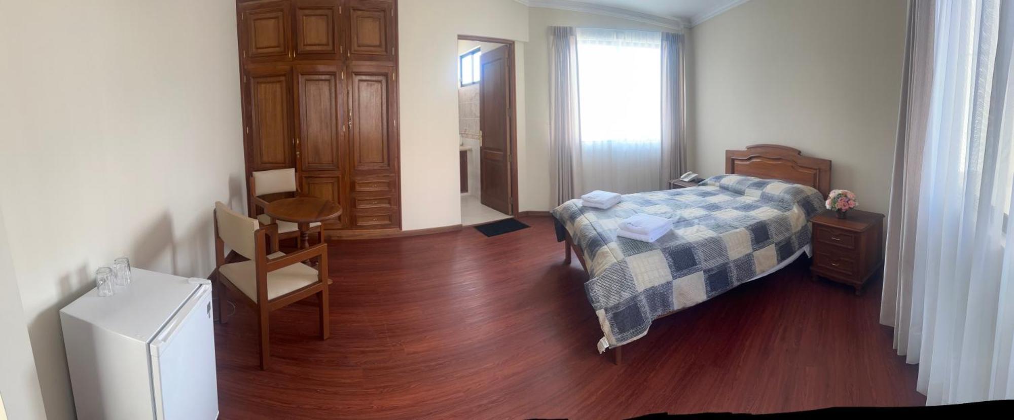 Hotel Oblitas Cochabamba Ngoại thất bức ảnh